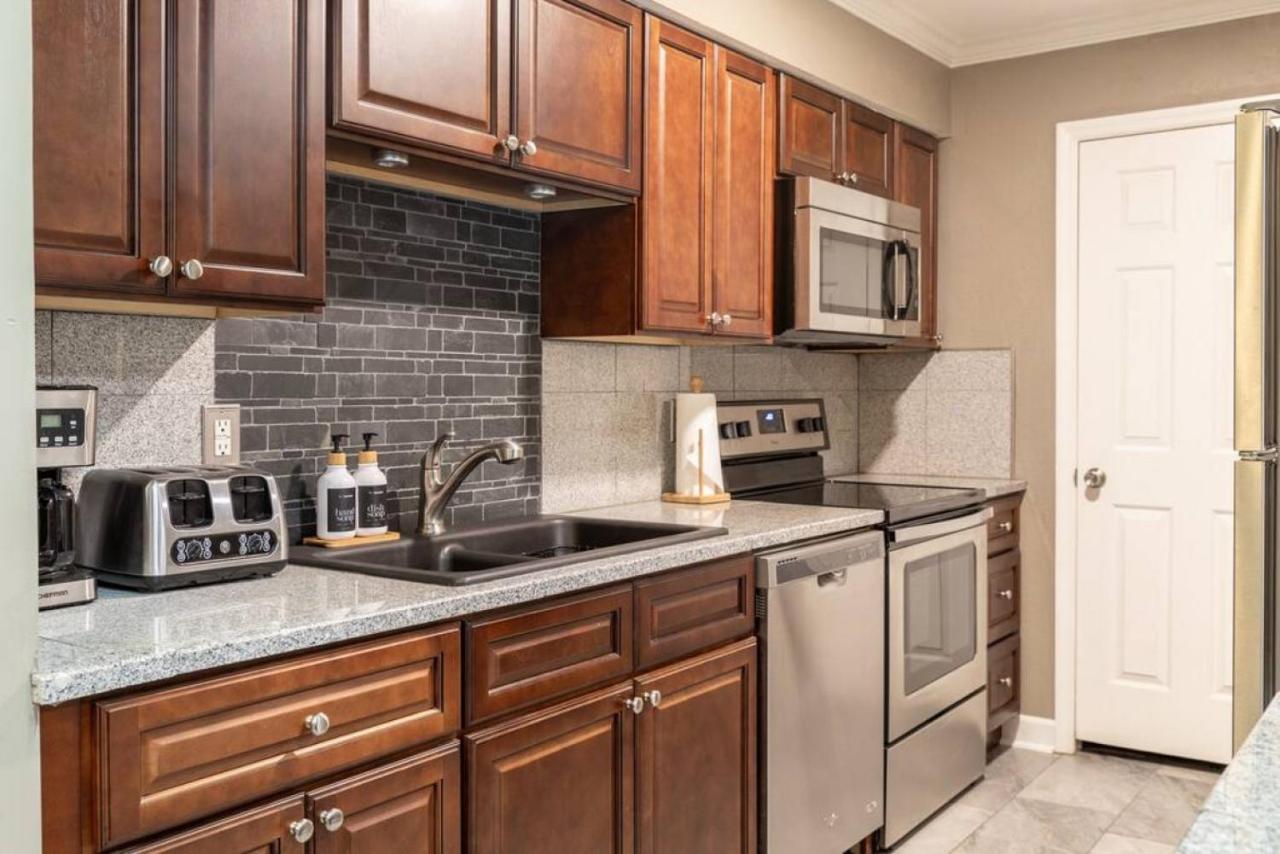 Downtown Nashville Condo, Walk To Broadway With Free Parking ภายนอก รูปภาพ